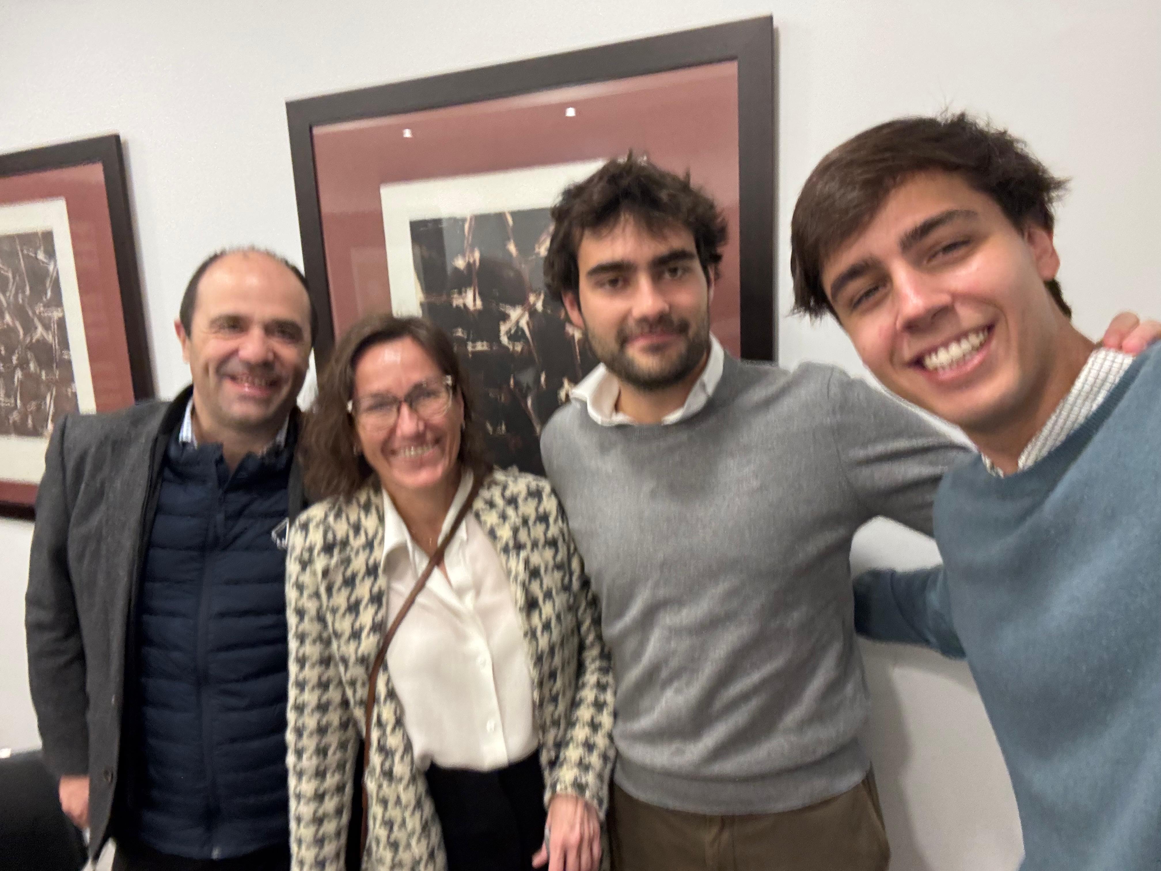 Behind the scenes 23